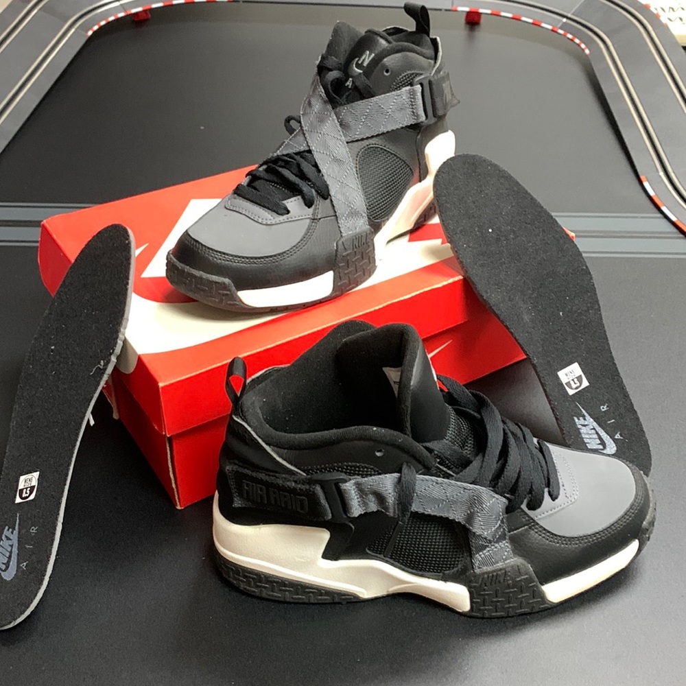 Nike Air Raid